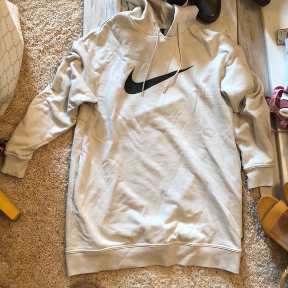 nude nike sweatshirt